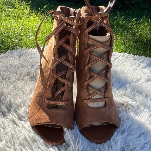 NWOT • Sam Edelman Chestnut Tie Up Peep Toe Chunky Heel - Picture 16 of 16